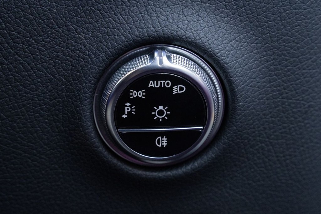 Used Mercedes-Benz GLC 2024 for sale - 76698724: Photo 18