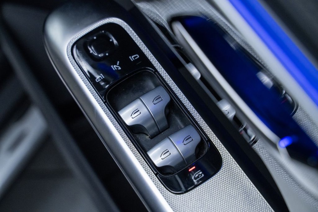 Used Mercedes-Benz GLC 2024 for sale - 76698724: Photo 19