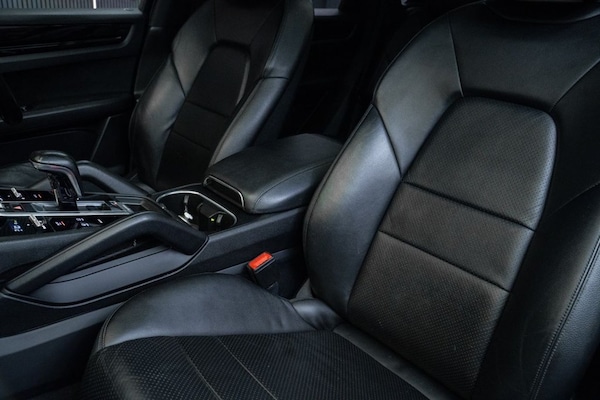 Used Porsche Cayenne 2018 for sale - 76304326: Photo 34