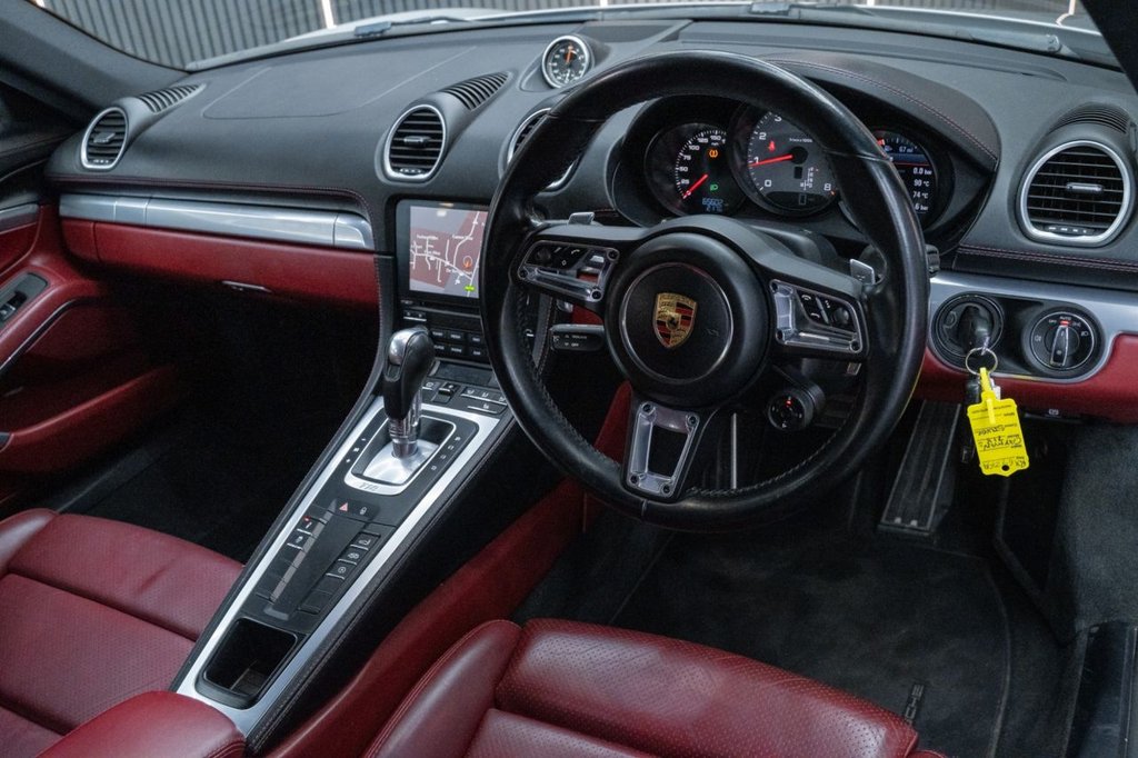 Used Porsche Cayman 2017 for sale - 76470449: Photo 13