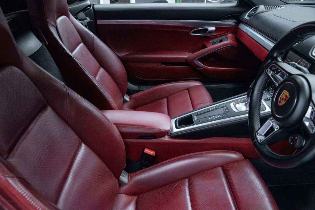 Used Porsche Cayman 2017 for sale - 76470449: Photo 15