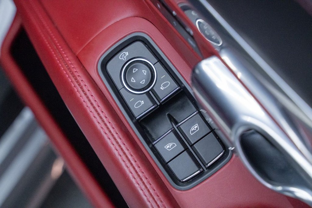 Used Porsche Cayman 2017 for sale - 76470449: Photo 18