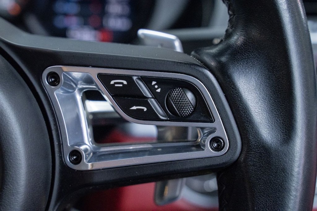 Used Porsche Cayman 2017 for sale - 76470449: Photo 22