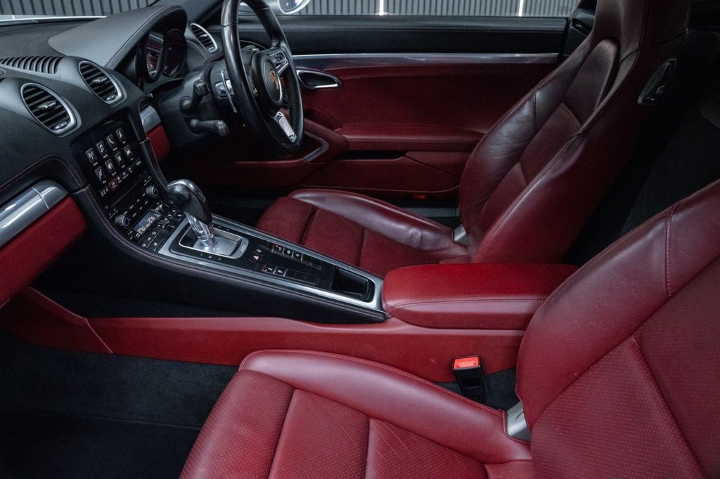 Used Porsche Cayman 2017 for sale - 76470449: Photo 34