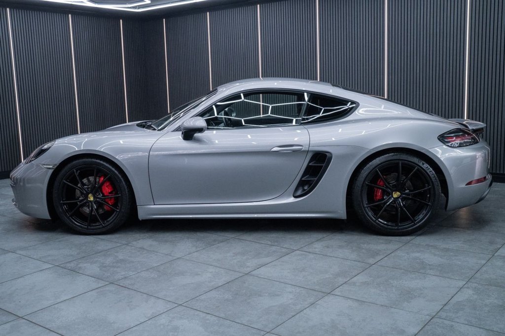 Used Porsche Cayman 2017 for sale - 76470449: Photo 6