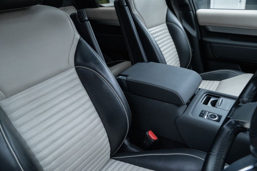 Used Land Rover Discovery 2021 for sale - 77287828: Photo 15
