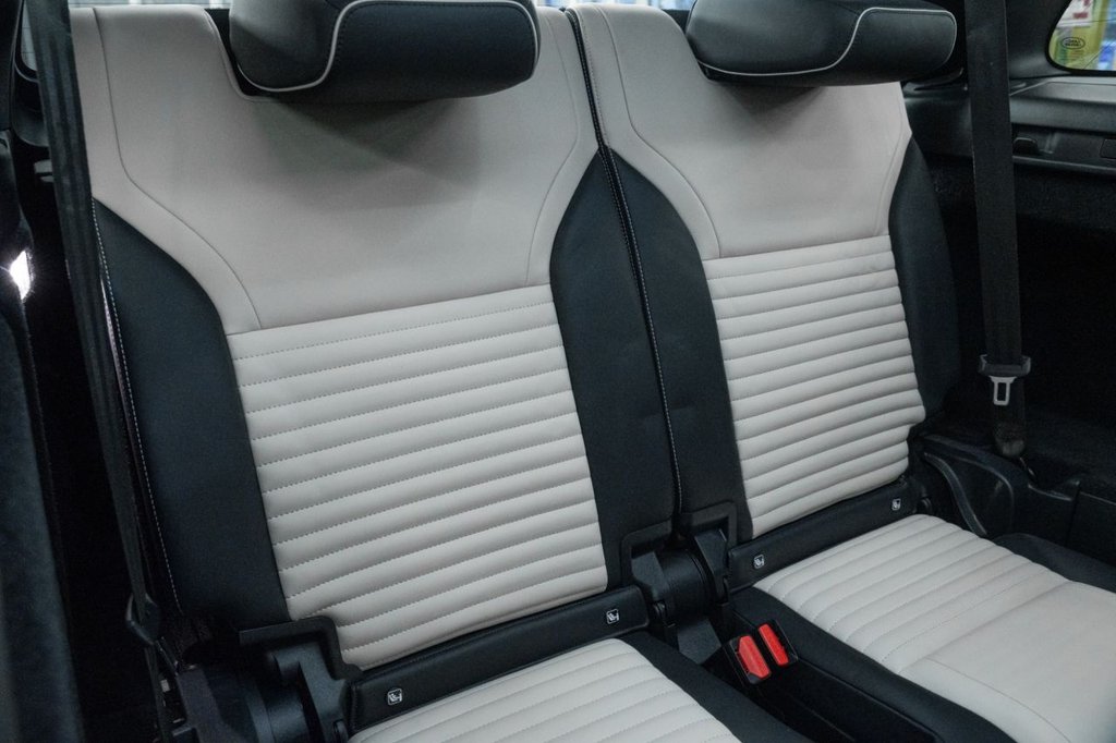 Used Land Rover Discovery 2021 for sale - 77287828: Photo 42