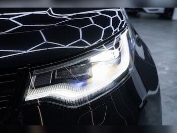 Used Land Rover Discovery 2021 for sale - 77287828: Photo