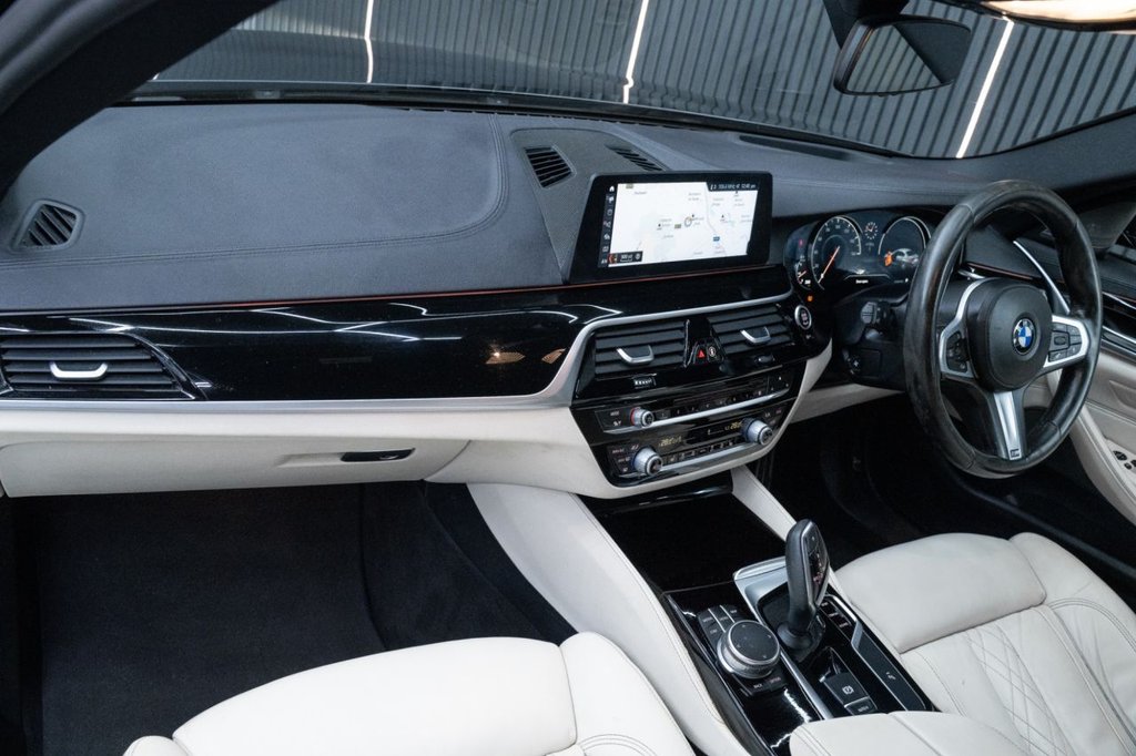 Used BMW 5 Series 2017 for sale - 77849557: Photo 31