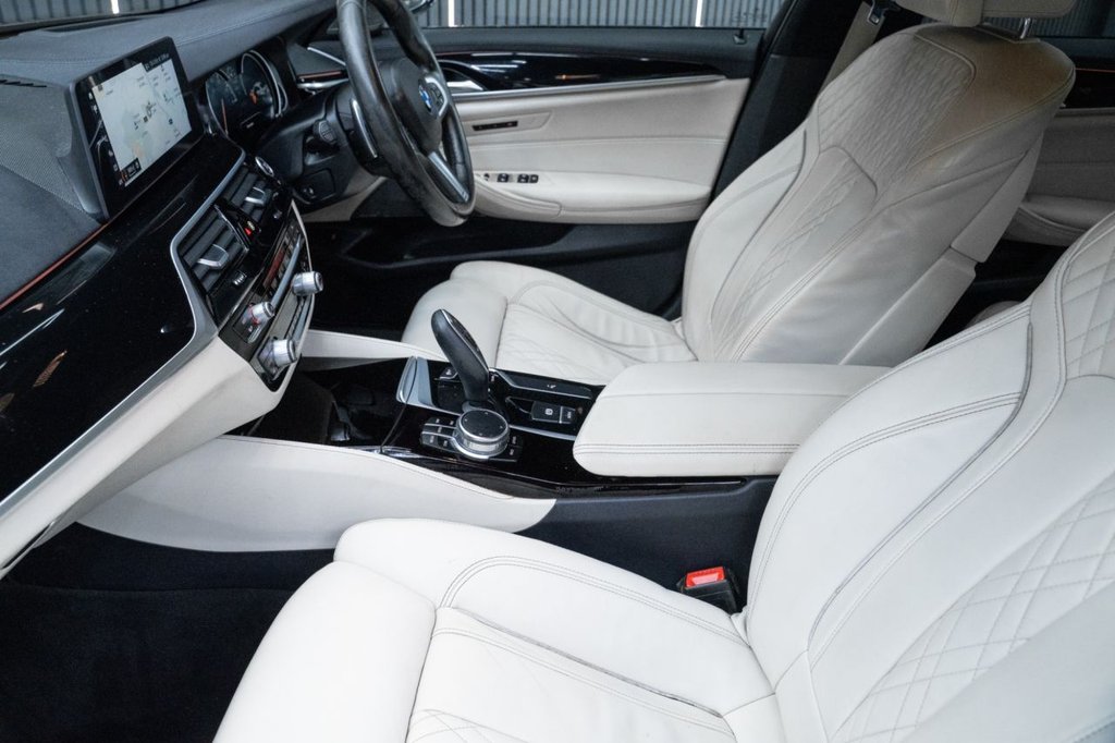 Used BMW 5 Series 2017 for sale - 77849557: Photo 32