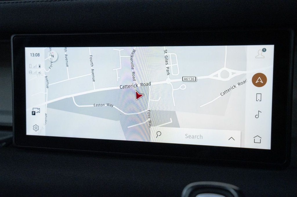 Used Land Rover Defender 2021 for sale - 77991000: Photo 18