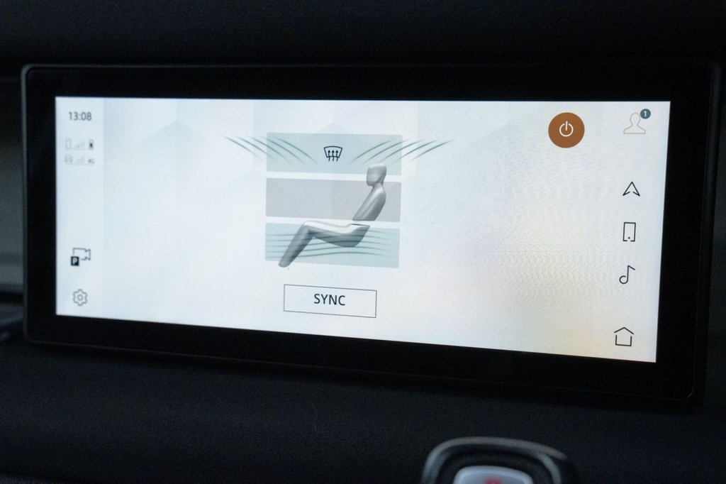 Used Land Rover Defender 2021 for sale - 77991000: Photo 21