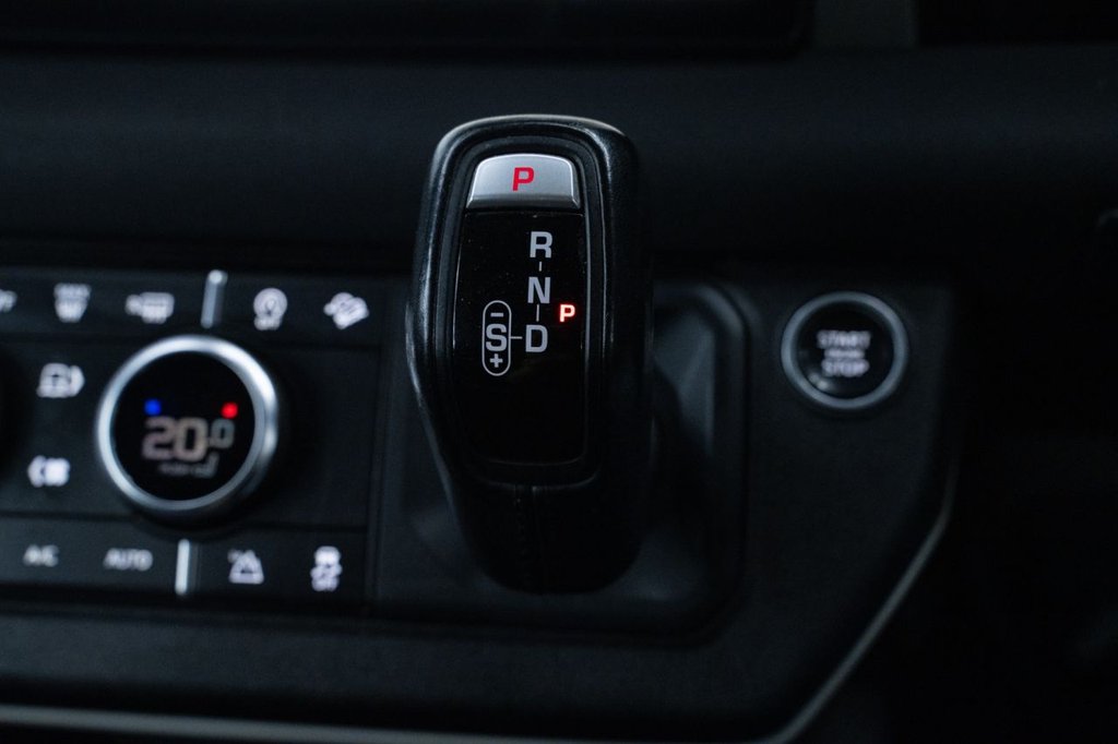 Used Land Rover Defender 2021 for sale - 77991000: Photo 23