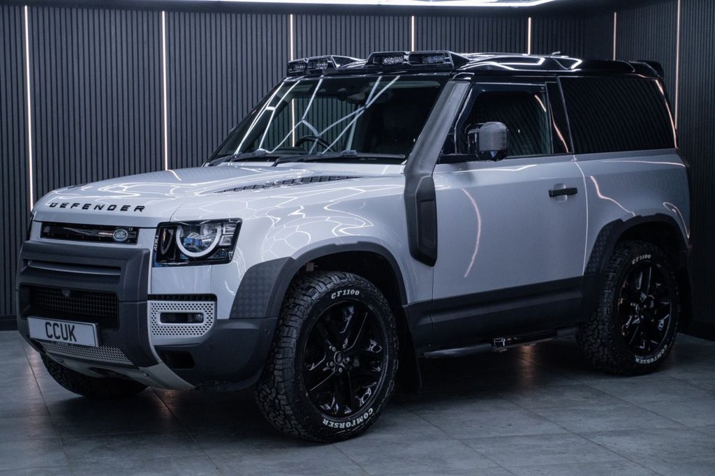 Used Land Rover Defender 2021 for sale - 77991000: Photo 3