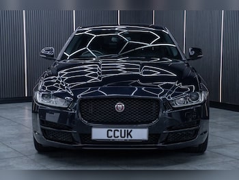 Used Jaguar XE 2016 for sale - 76820530: Photo