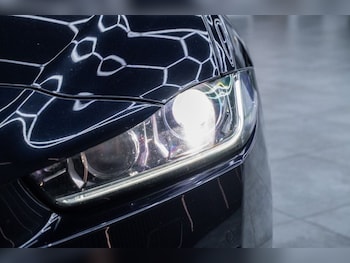 Used Jaguar XE 2016 for sale - 76820530: Photo