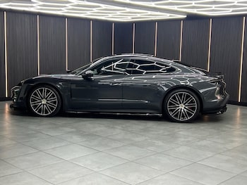 Used Porsche Taycan 2023 for sale - 75221373: Photo