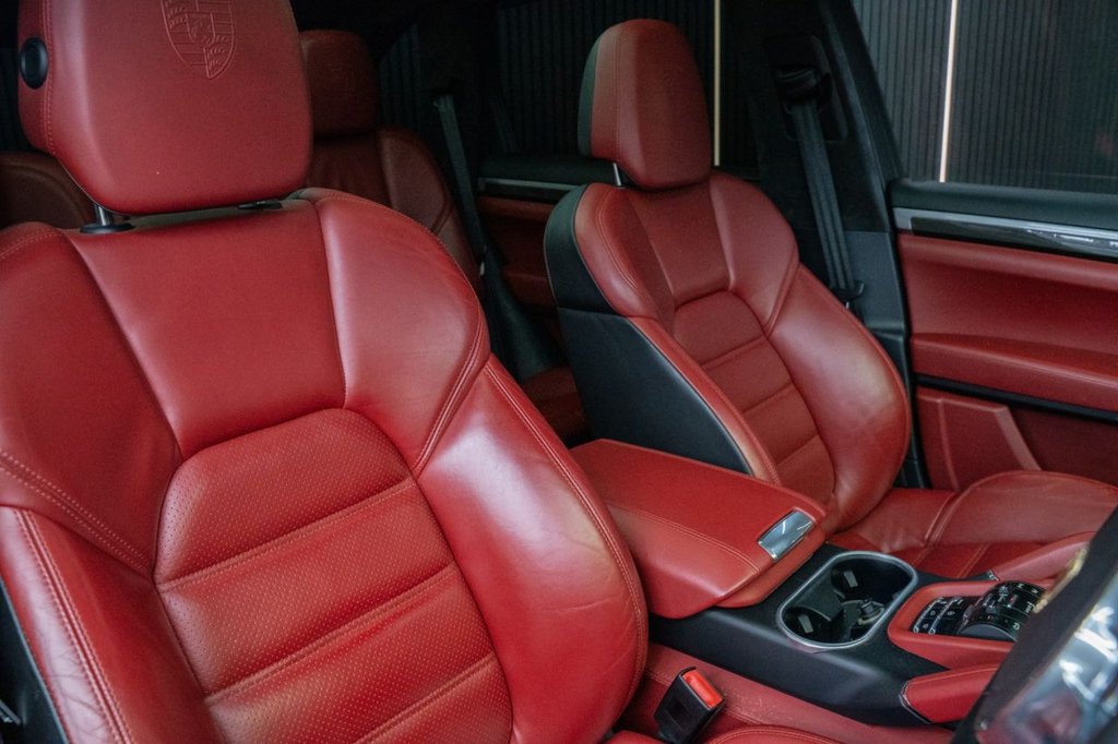 Used Porsche Cayenne 2013 for sale - 76724376: Photo 12