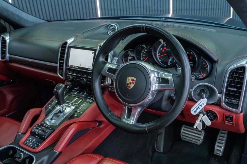 Used Porsche Cayenne 2013 for sale - 76724376: Photo 9