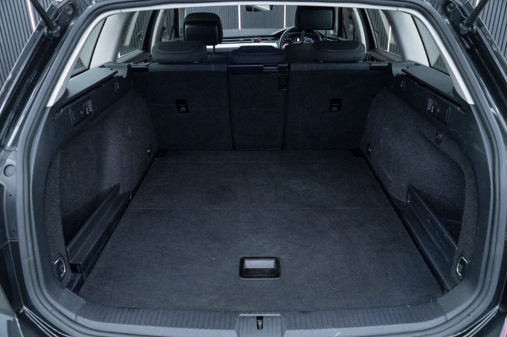 Used Volkswagen Passat 2021 for sale - 76767981: Photo 36