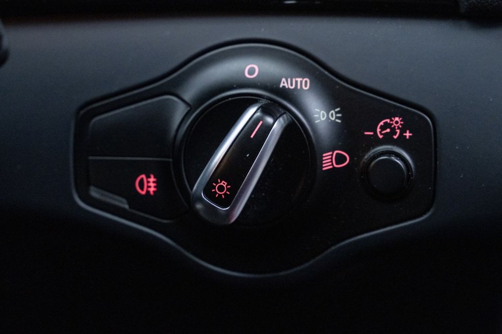 Used Audi RS4 Avant 2015 for sale - 77080372: Photo 17