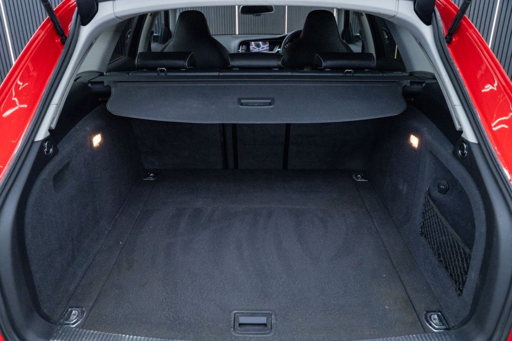 Used Audi RS4 Avant 2015 for sale - 77080372: Photo 37