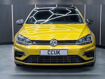 Used Volkswagen Golf 2017 for sale - 75515905: Photo