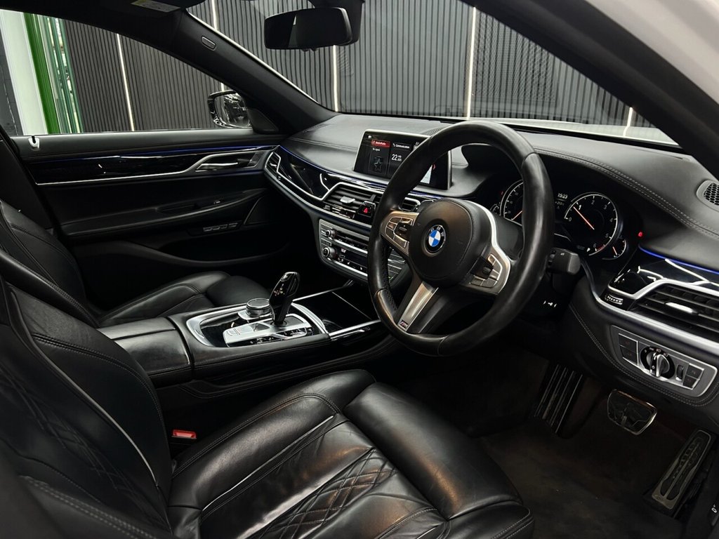 Used BMW 7 Series 2018 for sale - 77211970: Photo 12