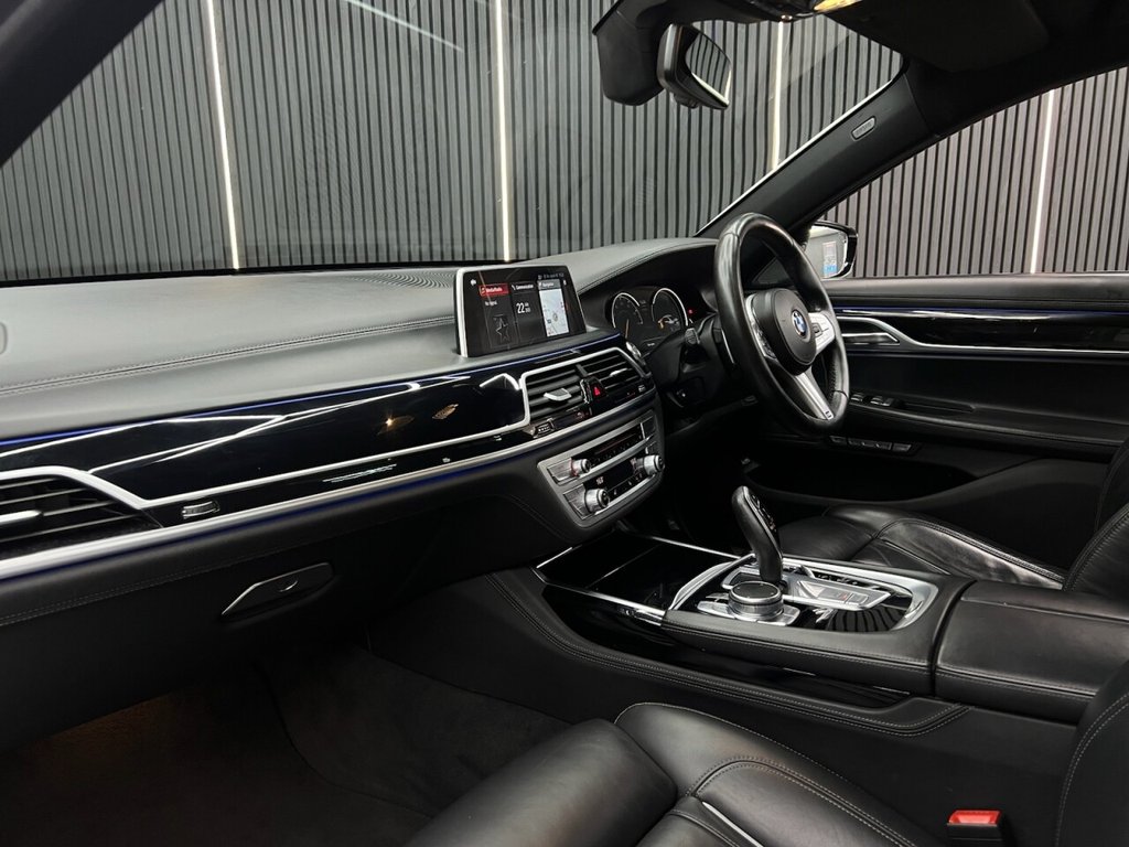 Used BMW 7 Series 2018 for sale - 77211970: Photo 18