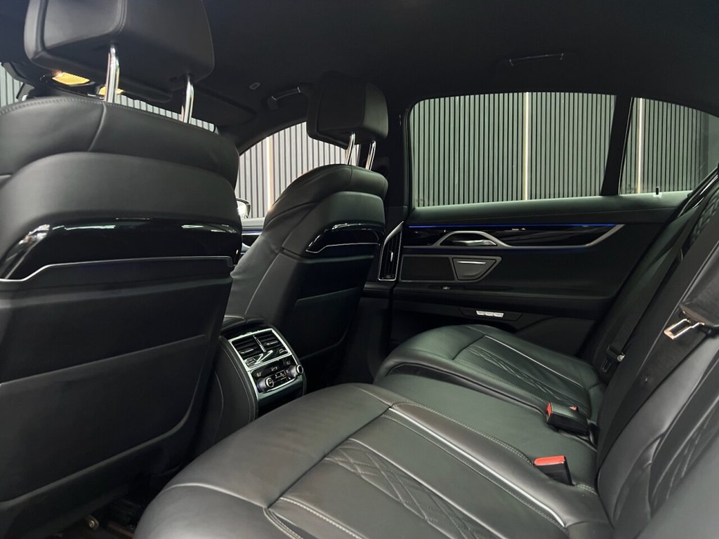 Used BMW 7 Series 2018 for sale - 77211970: Photo 31