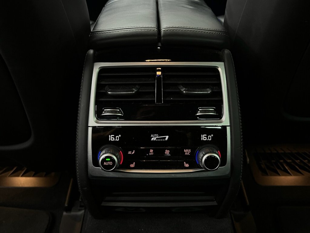 Used BMW 7 Series 2018 for sale - 77211970: Photo 32