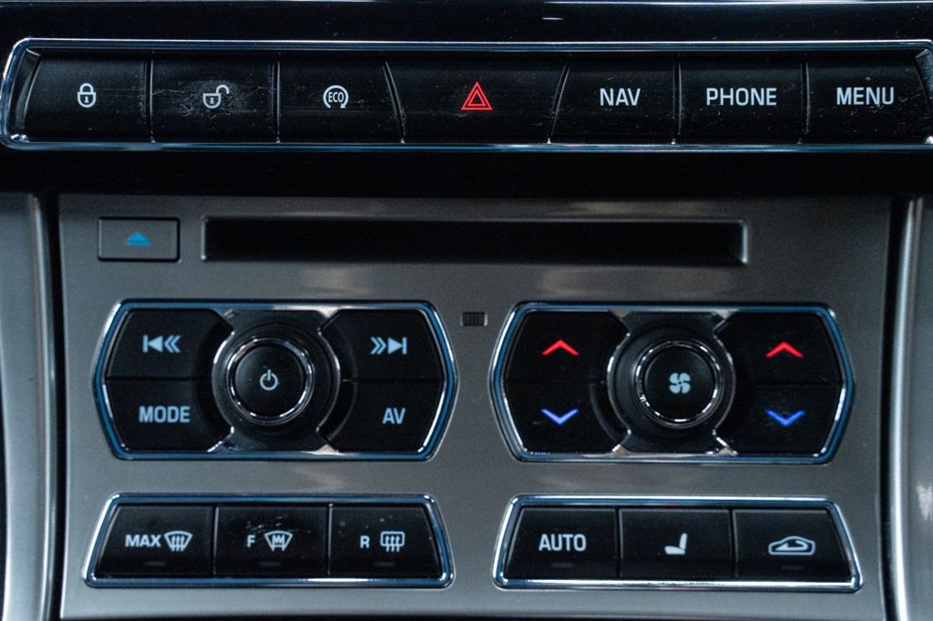 Used Jaguar XF 2013 for sale - 77212331: Photo 21