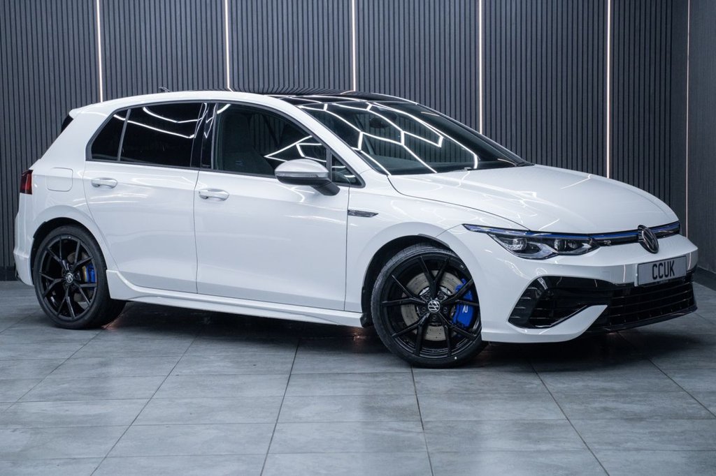 Used Volkswagen Golf 2024 for sale - 76867882: Photo 1