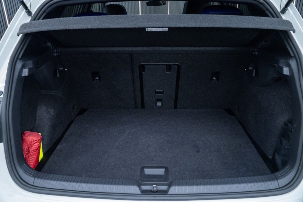 Used Volkswagen Golf 2024 for sale - 76867882: Photo 37