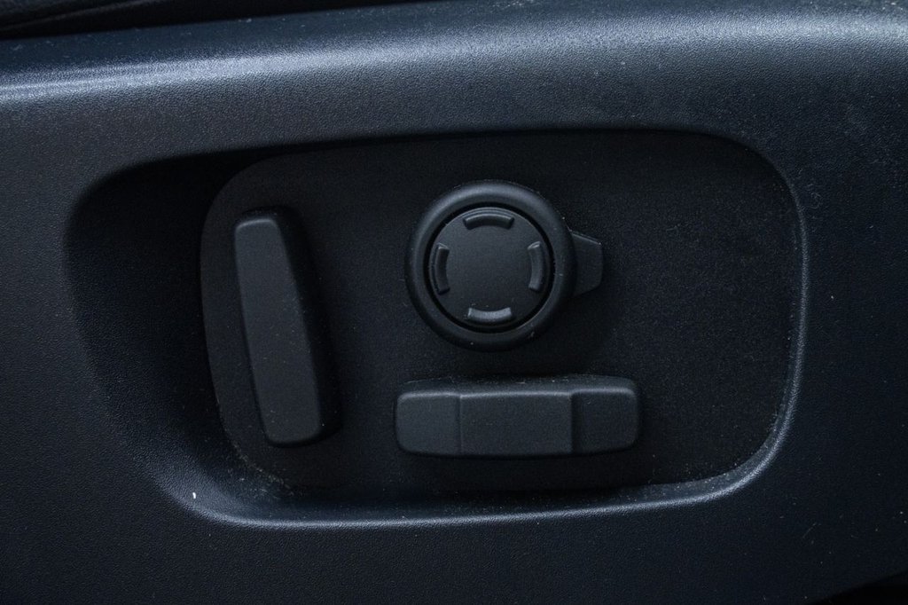 Used Land Rover Discovery 2021 for sale - 76235886: Photo 17