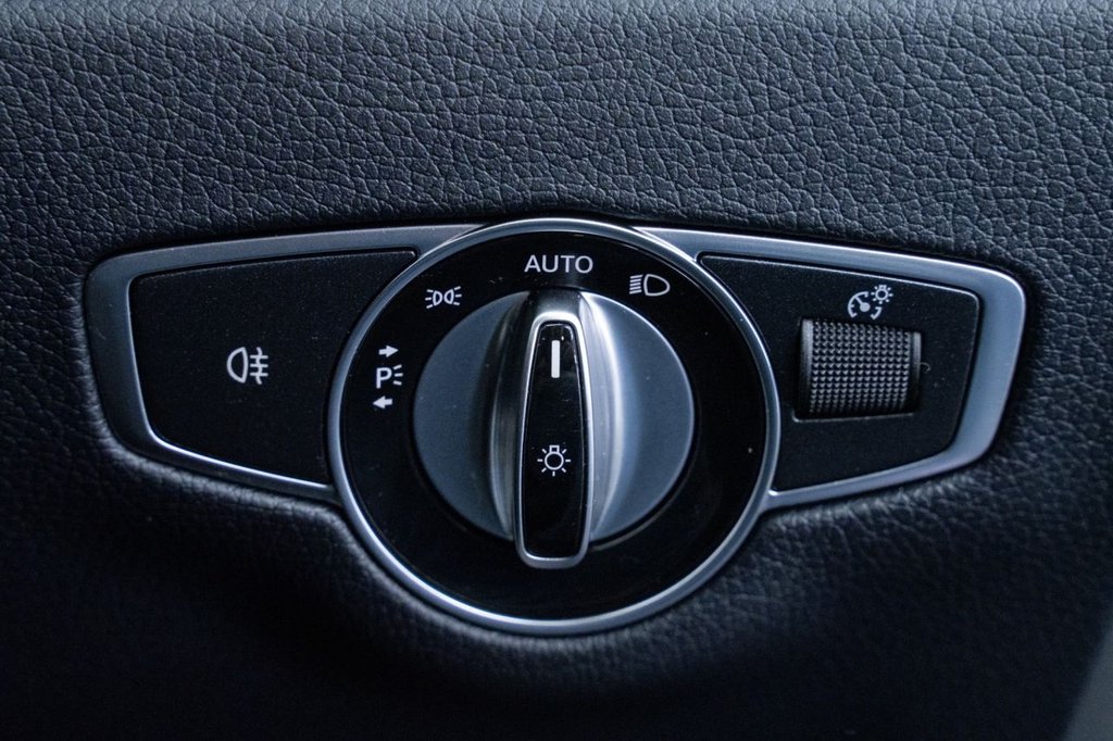 Used Mercedes-Benz E Class 2023 for sale - 76535610: Photo 20