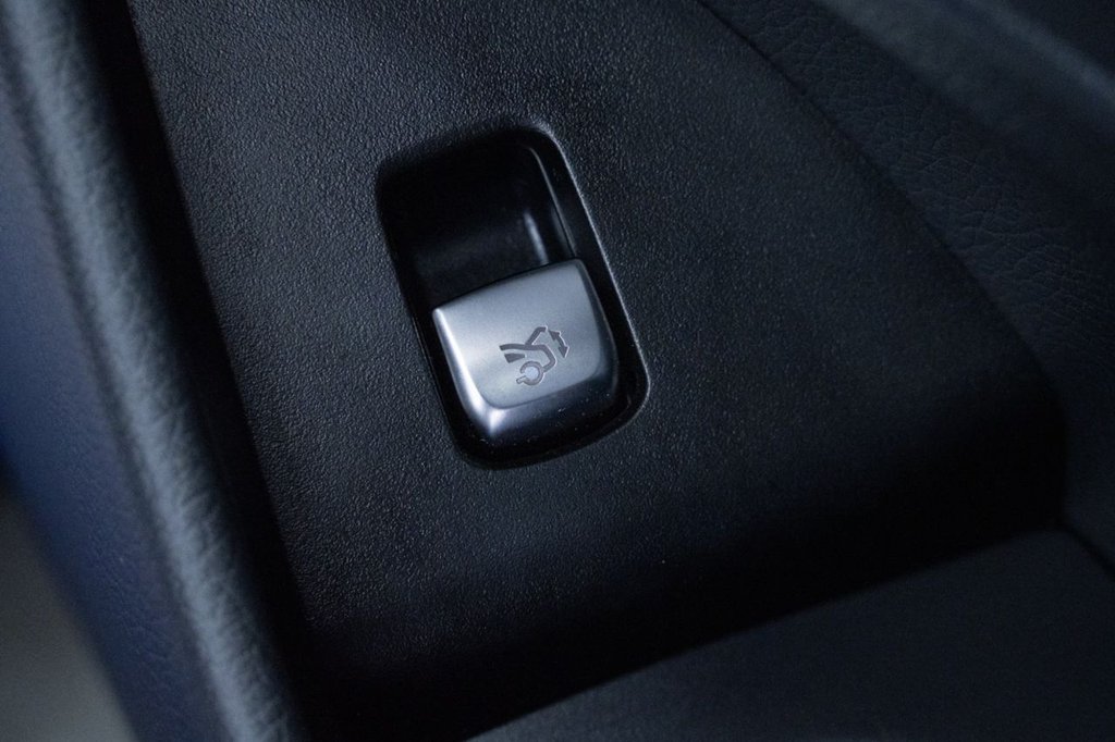 Used Mercedes-Benz E Class 2023 for sale - 76535610: Photo 21