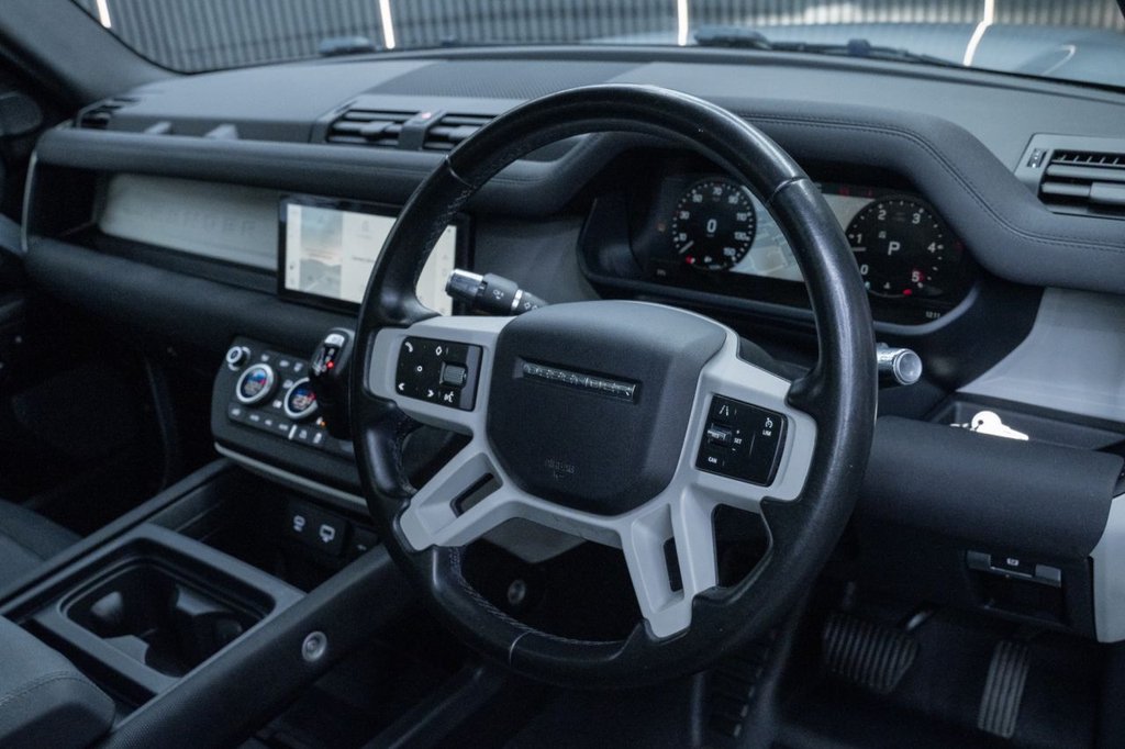 Used Land Rover Defender 2021 for sale - 77547109: Photo 14