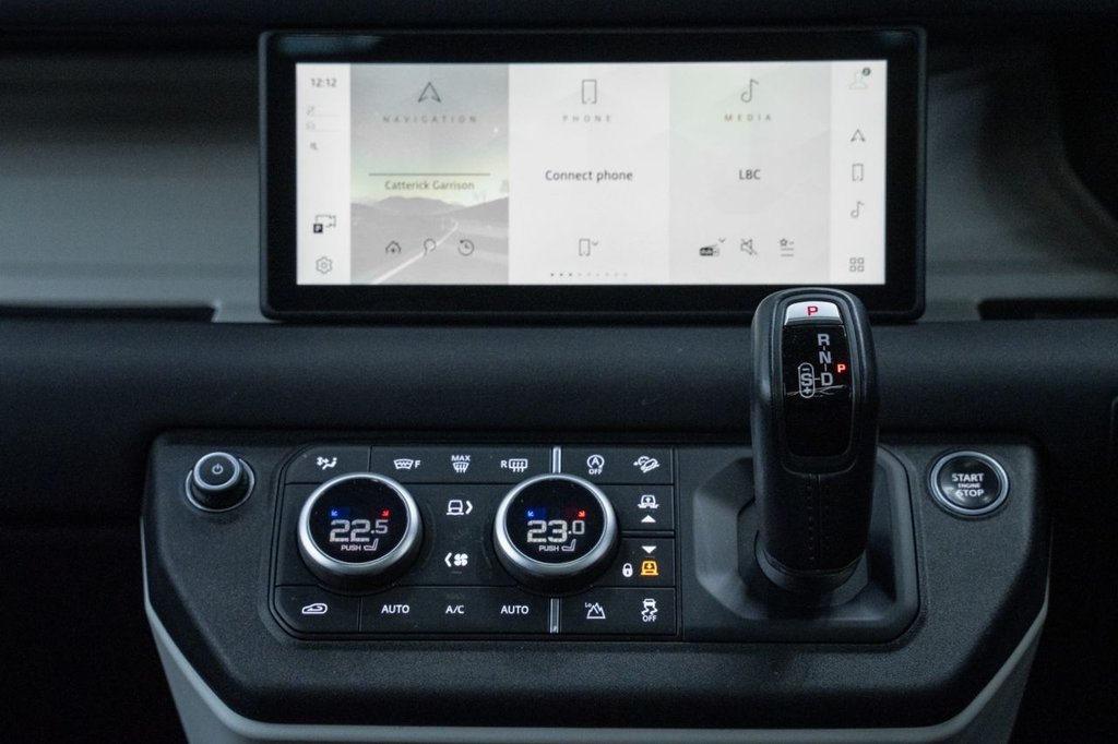 Used Land Rover Defender 2021 for sale - 77547109: Photo 19