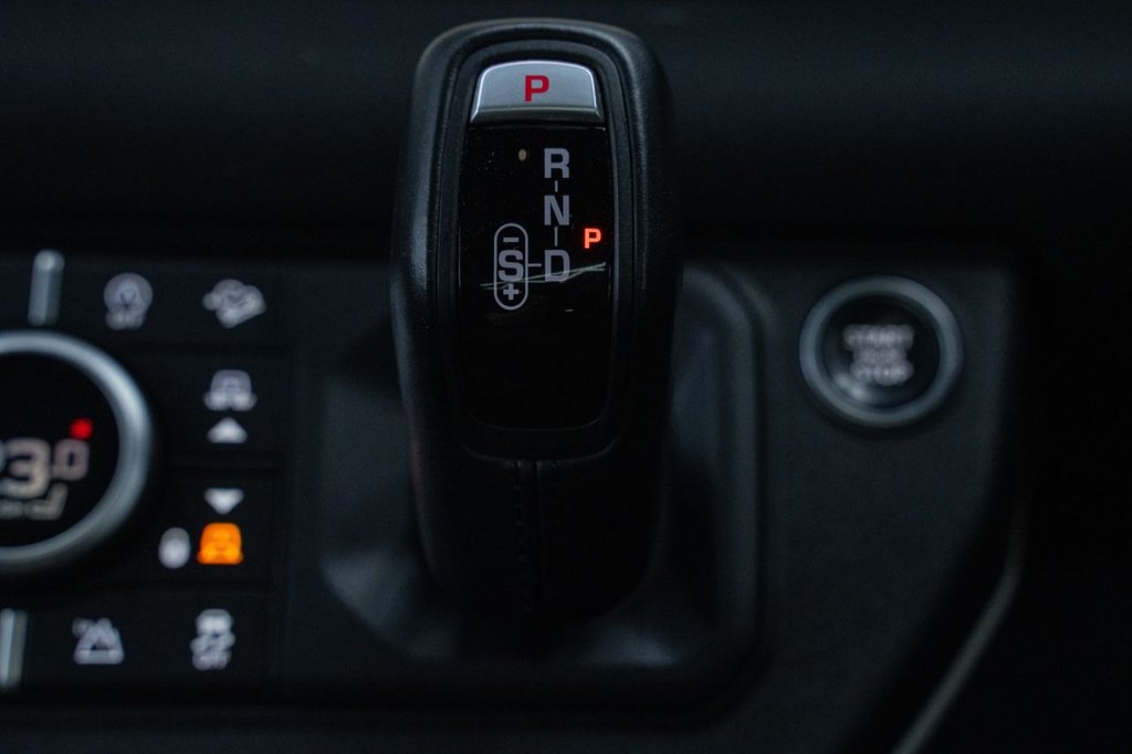 Used Land Rover Defender 2021 for sale - 77547109: Photo 20