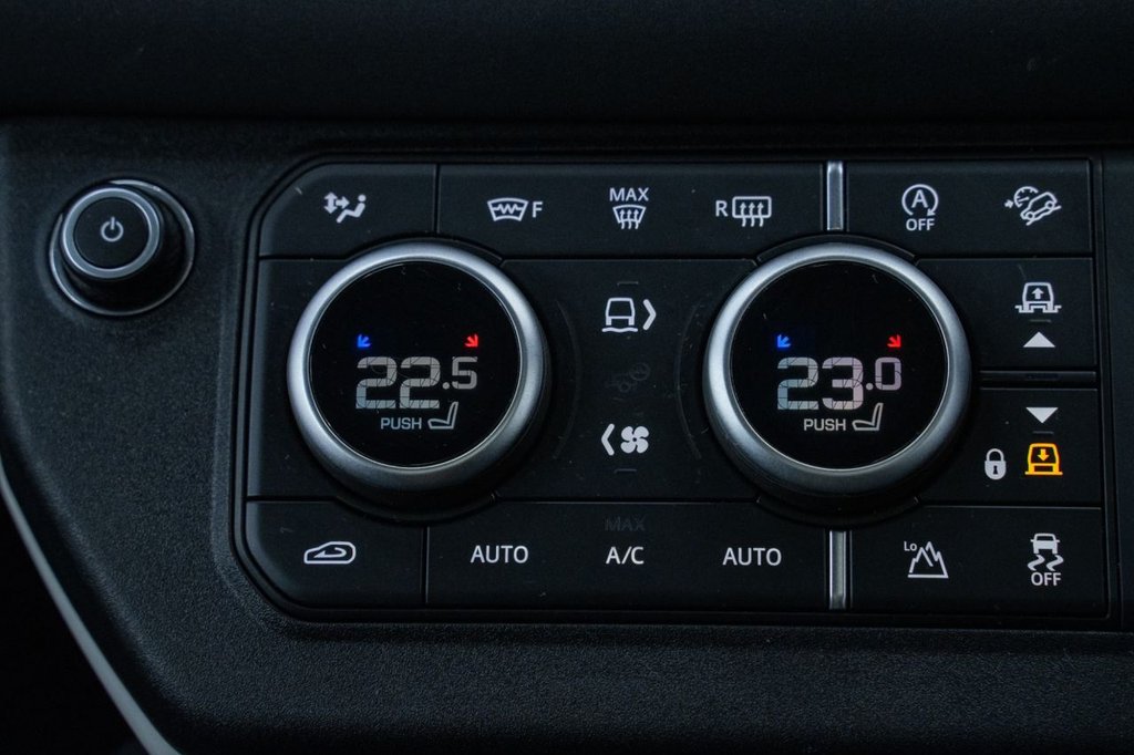 Used Land Rover Defender 2021 for sale - 77547109: Photo 21