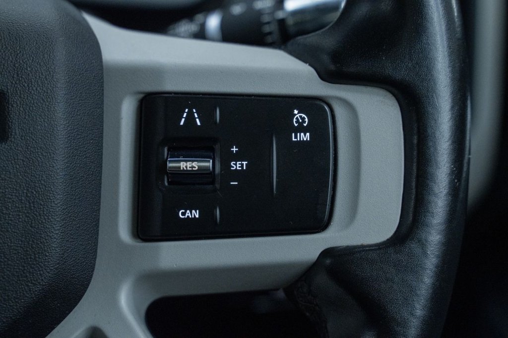 Used Land Rover Defender 2021 for sale - 77547109: Photo 24