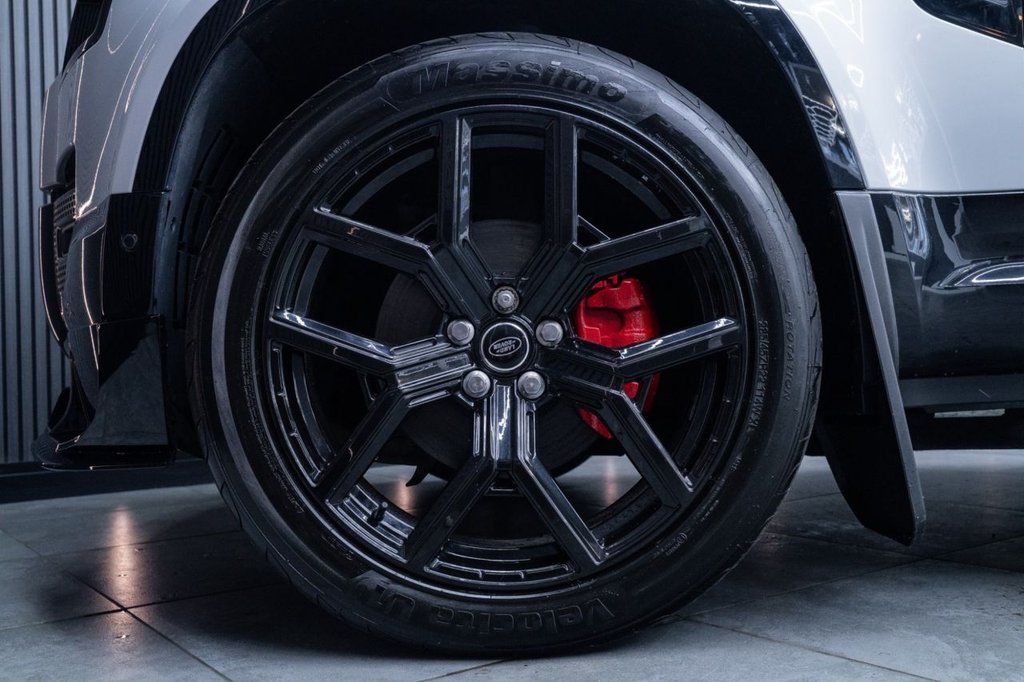 Used Land Rover Defender 2021 for sale - 77547109: Photo 5