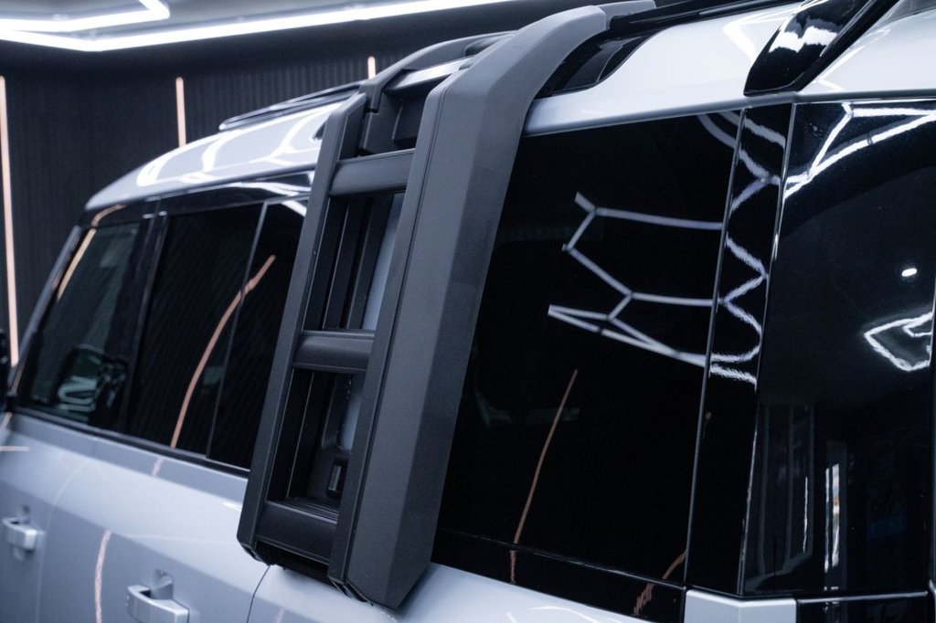 Used Land Rover Defender 2021 for sale - 77547109: Photo 7