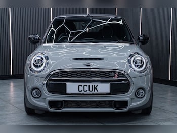Used MINI Convertible 2020 for sale - 75654318: Photo