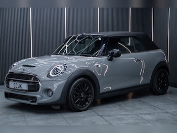 Used MINI Convertible 2020 for sale - 75654318: Photo