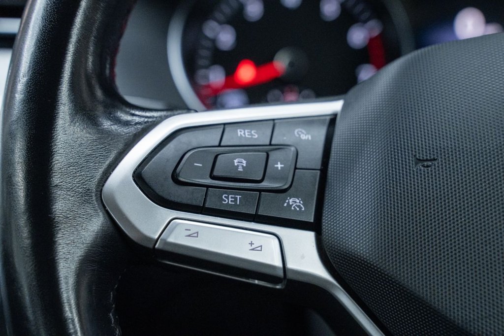 Used Volkswagen Passat 2021 for sale - 76367460: Photo 25