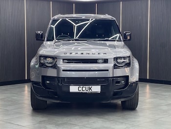 Used Land Rover Defender 130 2022 for sale - 75474090: Photo