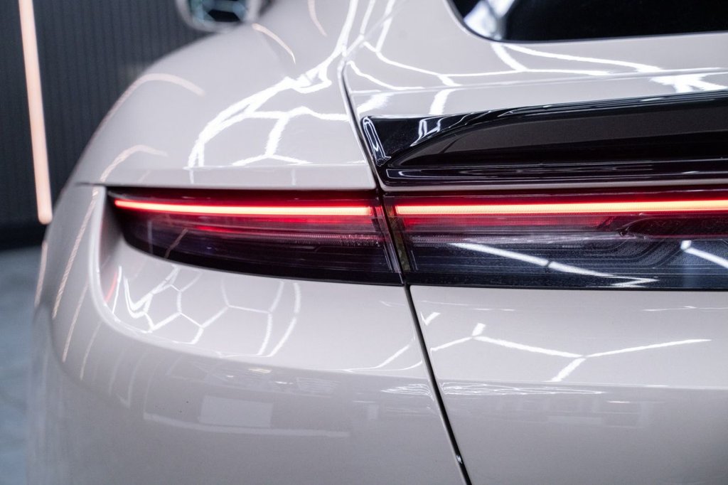 Used Porsche Taycan 2022 for sale - 77621599: Photo 10