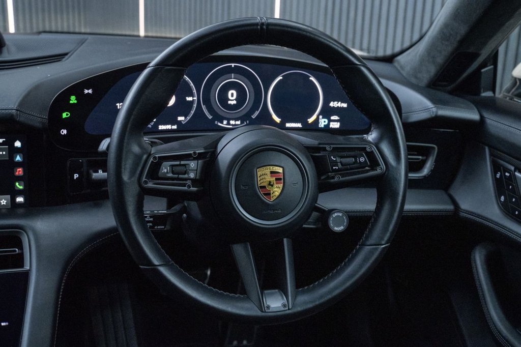 Used Porsche Taycan 2022 for sale - 77621599: Photo 21